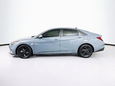 Hyundai Elantra Hybrid Blue 2021