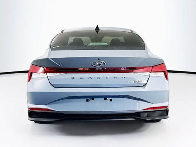 Hyundai Elantra Hybrid Blue 2021