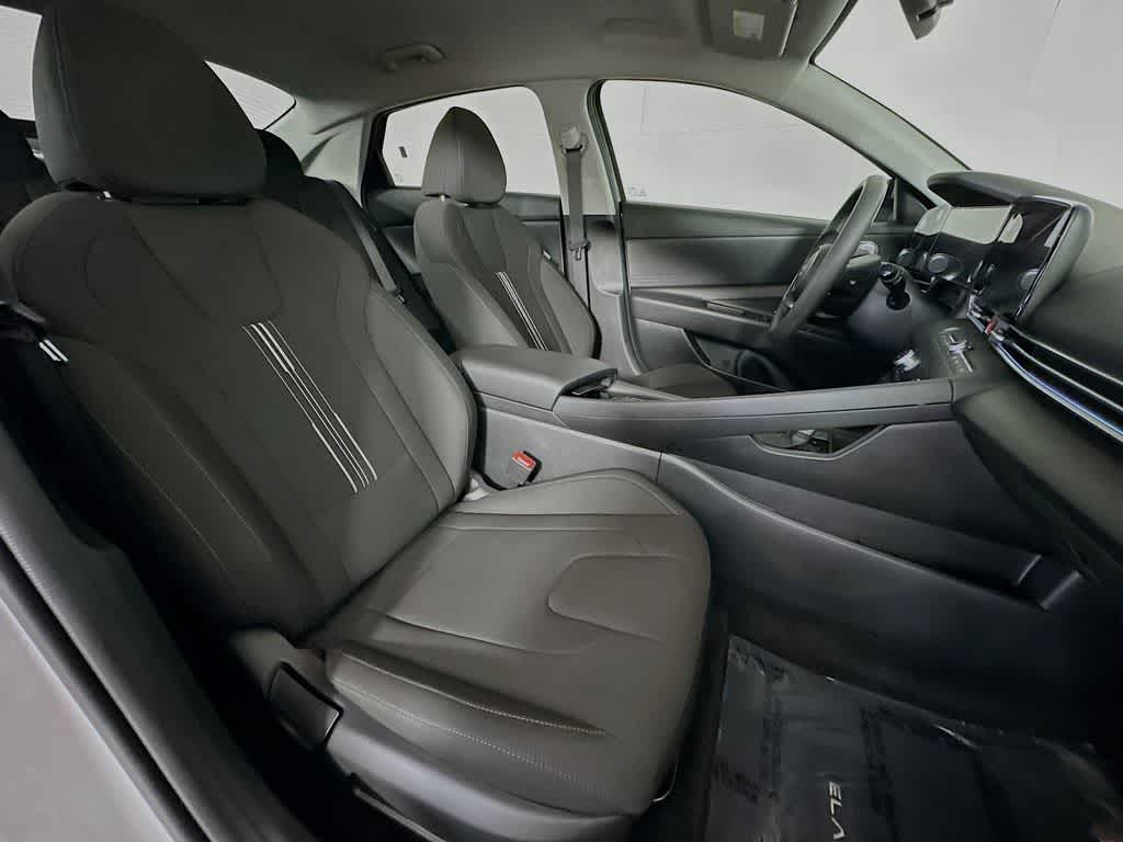 Hyundai Elantra Hybrid Azul 2024