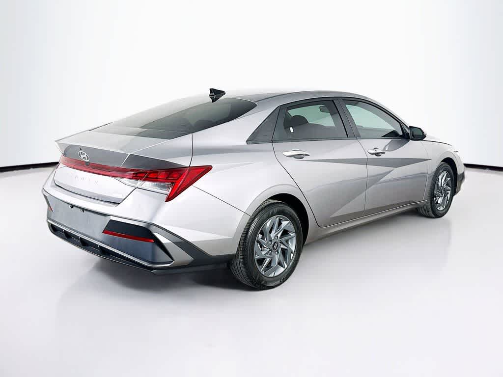 Hyundai Elantra Hybrid Azul 2024