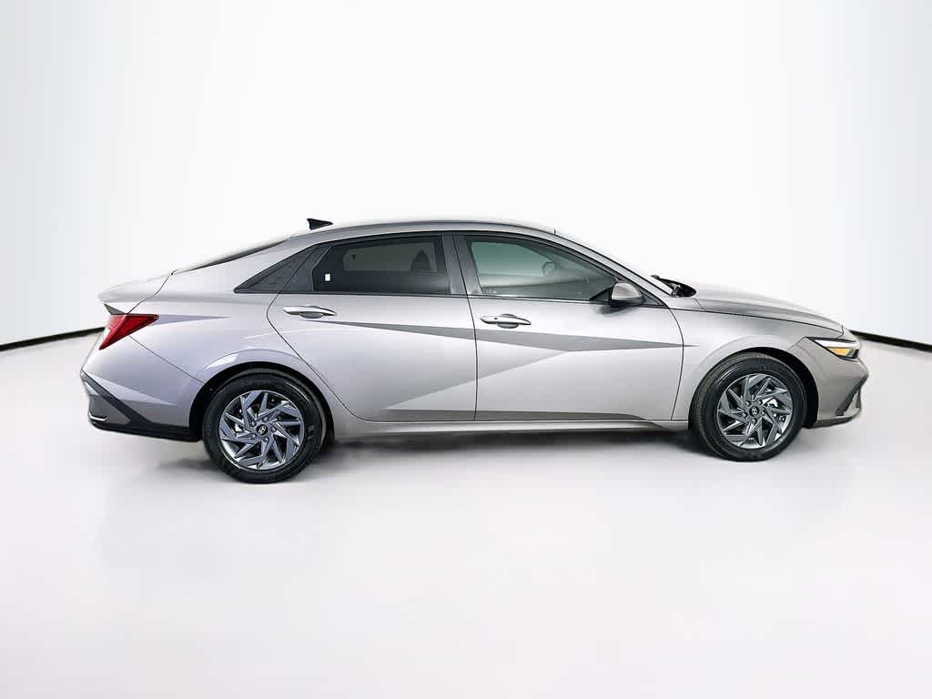 Hyundai Elantra Hybrid Azul 2024