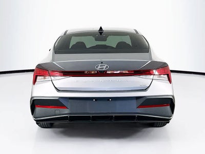 Hyundai Elantra Hybrid Azul 2024
