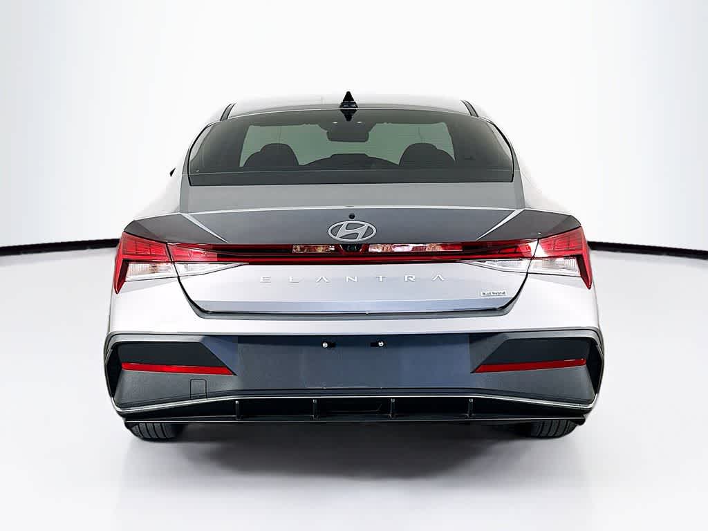 Hyundai Elantra Hybrid Azul 2024