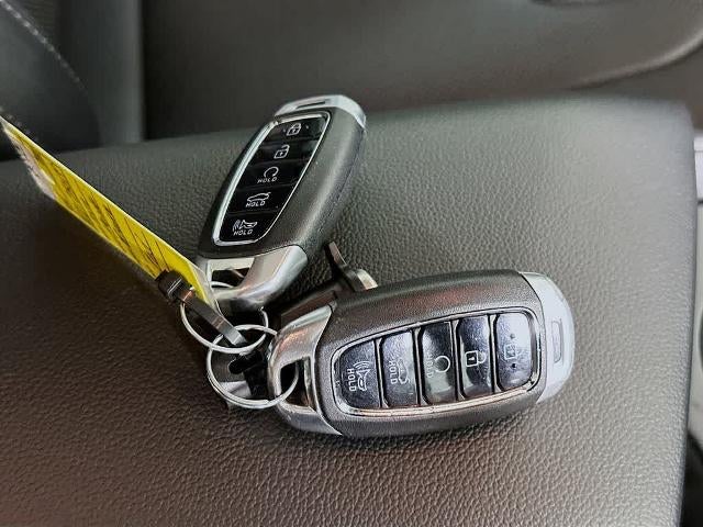 Hyundai Elantra Limited 2022