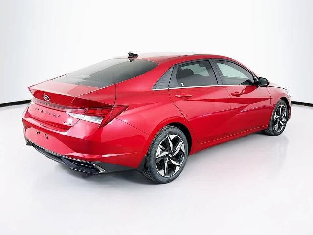 Hyundai Elantra Limited 2022