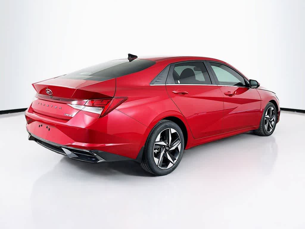 Hyundai Elantra Limited 2022