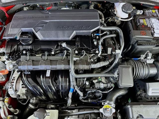 Hyundai Elantra Limited 2022