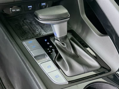 Hyundai Elantra Limited 2022