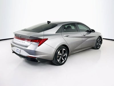 Hyundai Elantra Limited 2022