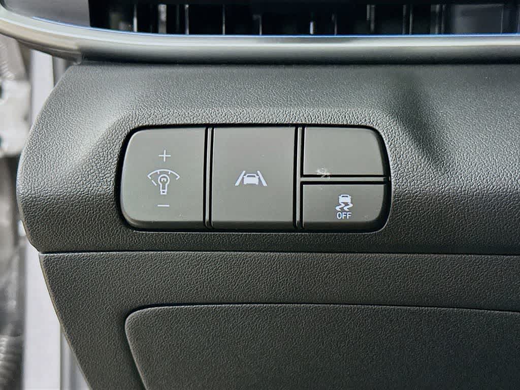Hyundai Elantra Limited 2022