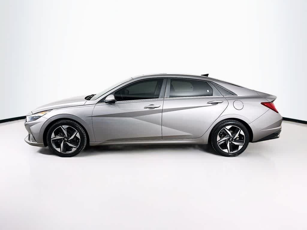 Hyundai Elantra Limited 2022