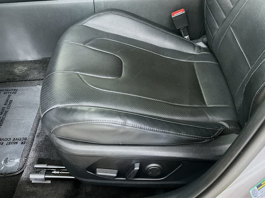 Hyundai Elantra Limited 2022
