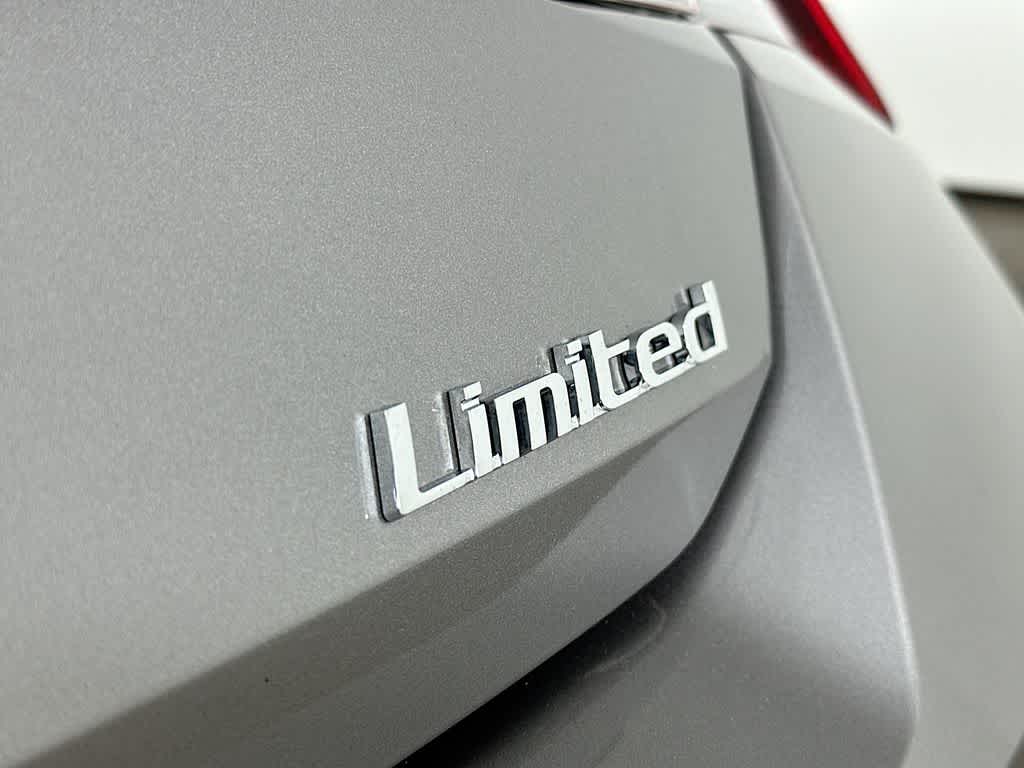 Hyundai Elantra Limited 2022