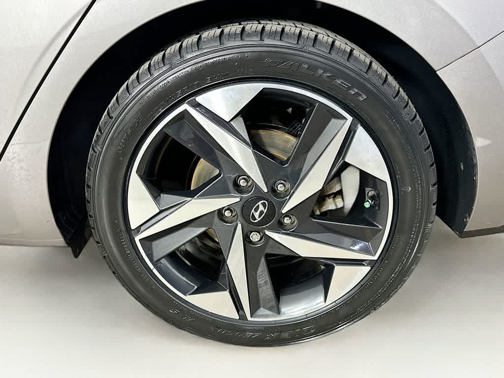 Hyundai Elantra Limited 2022