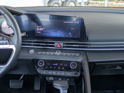 Hyundai Elantra SEL Convenience 2025