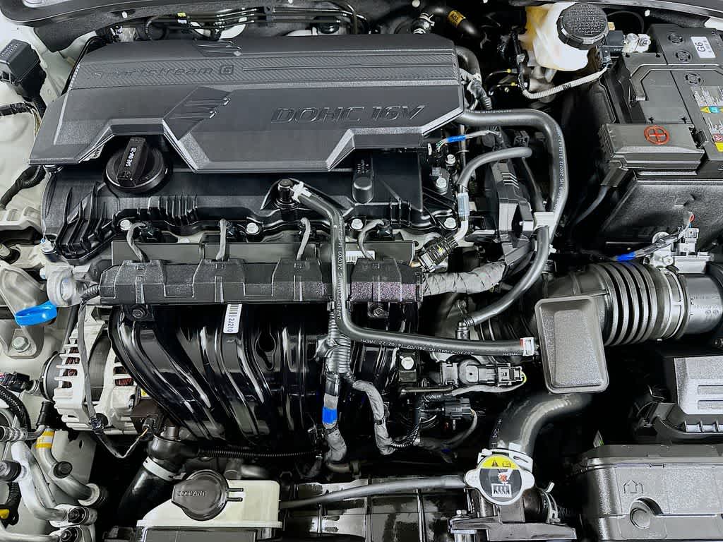 Hyundai Elantra SEL Convenience 2025