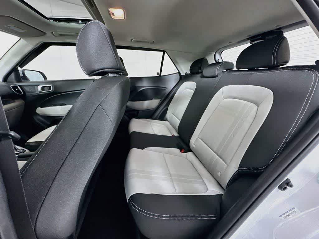 Hyundai Venue SEL 2026