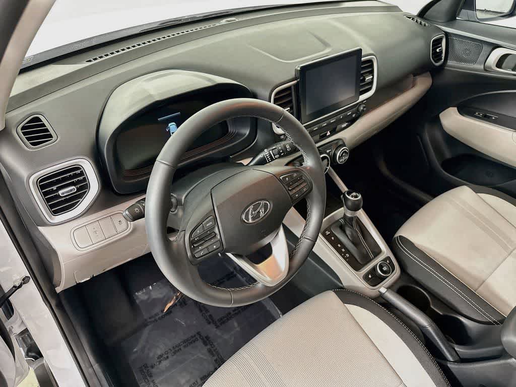 Hyundai Venue SEL 2026