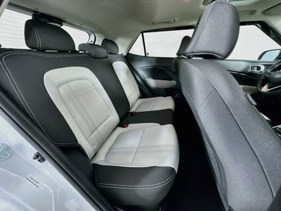 Hyundai Venue SEL 2026