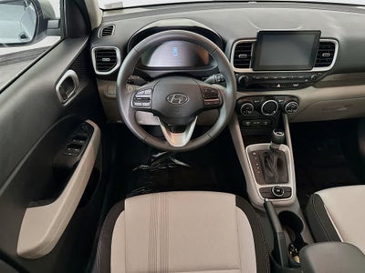 Hyundai Venue SEL 2025