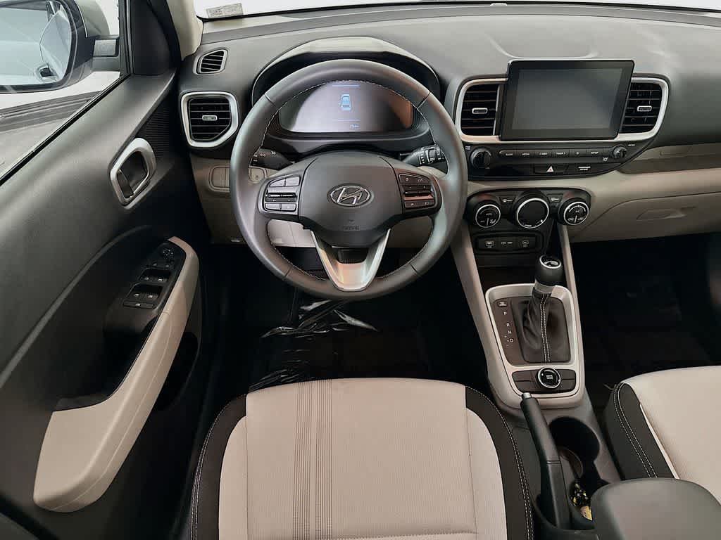 Hyundai Venue SEL 2025