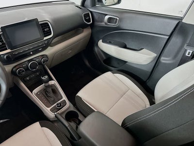 Hyundai Venue SEL 2025