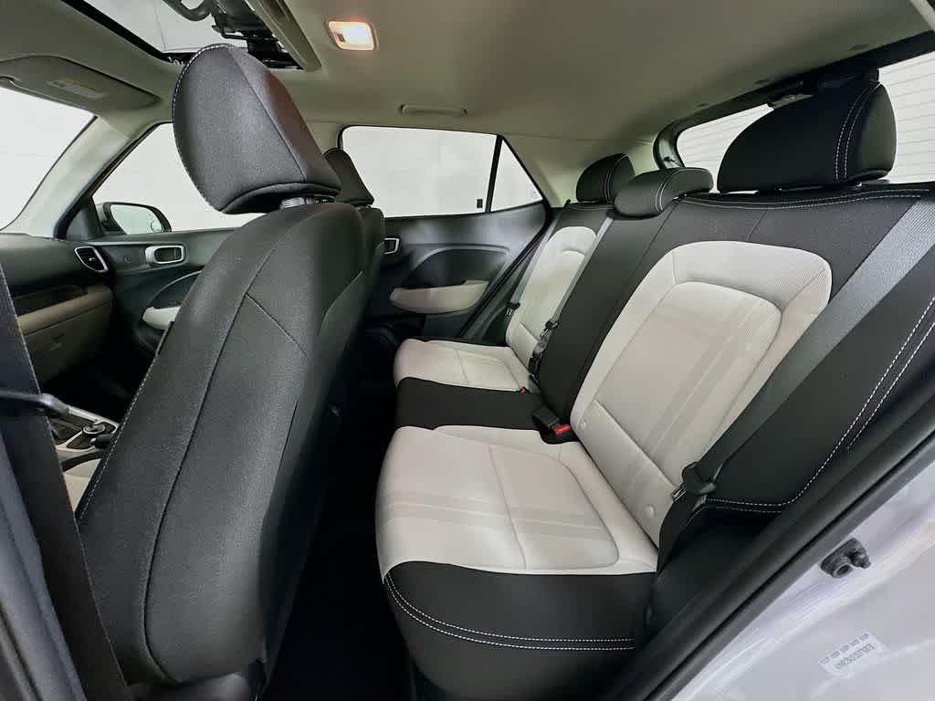 Hyundai Venue SEL 2025