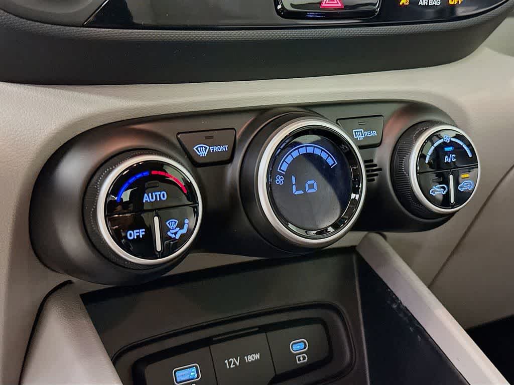 Hyundai Venue SEL 2025