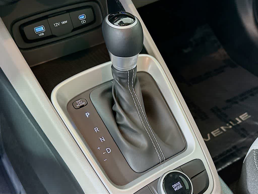 Hyundai Venue SEL 2025