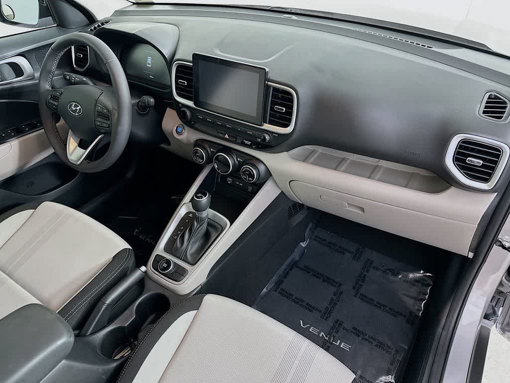 Hyundai Venue SEL 2025