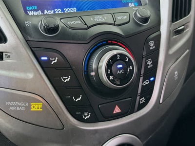 Hyundai Veloster Base 2015