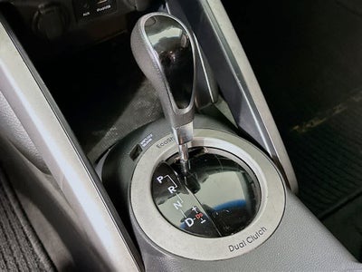 Hyundai Veloster Base 2015