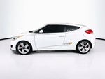 Hyundai Veloster Base 2015