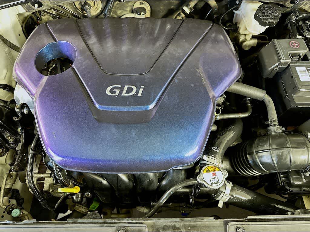 Hyundai Veloster Base 2015