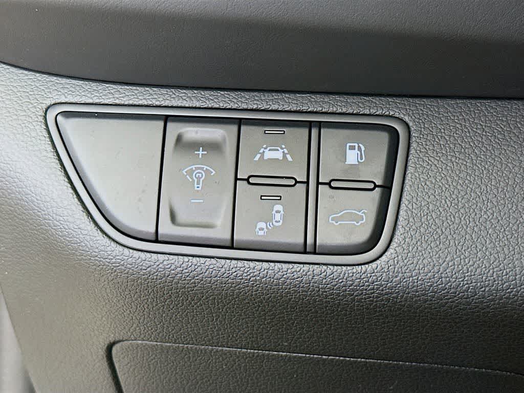 Genesis G70 2.0T Advanced 2019