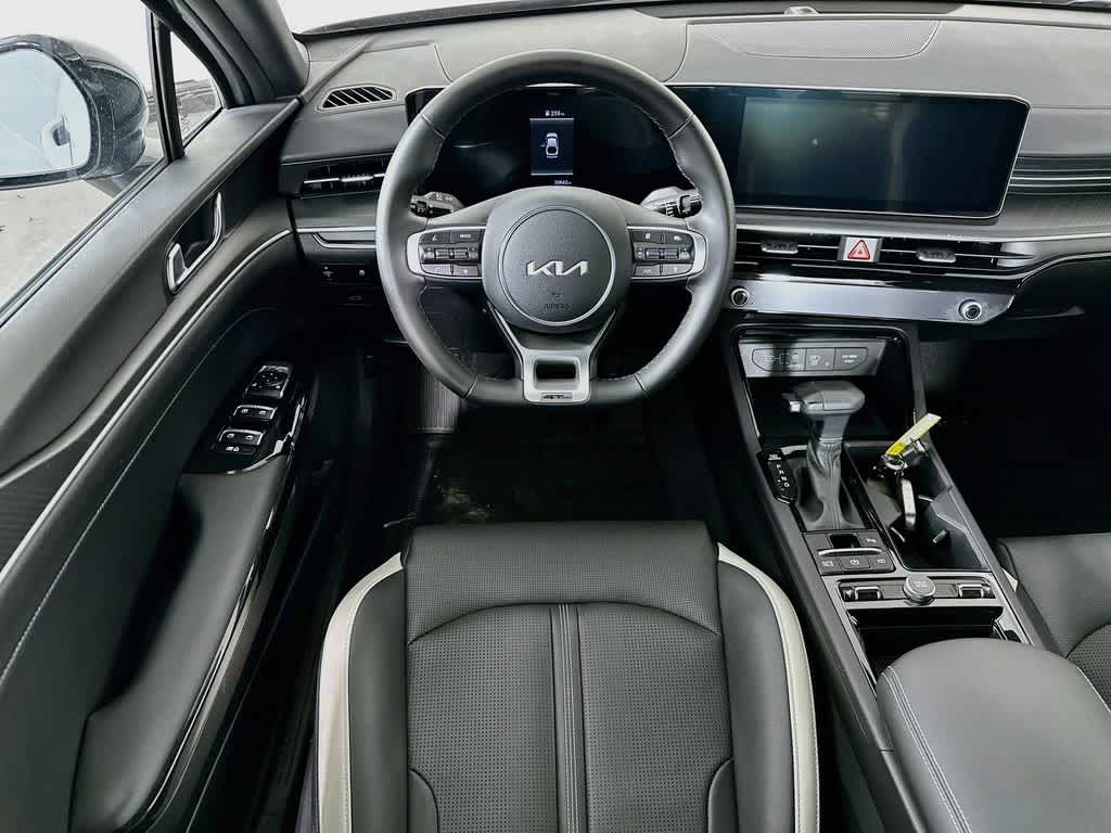 Kia K5 GT-Line 2025