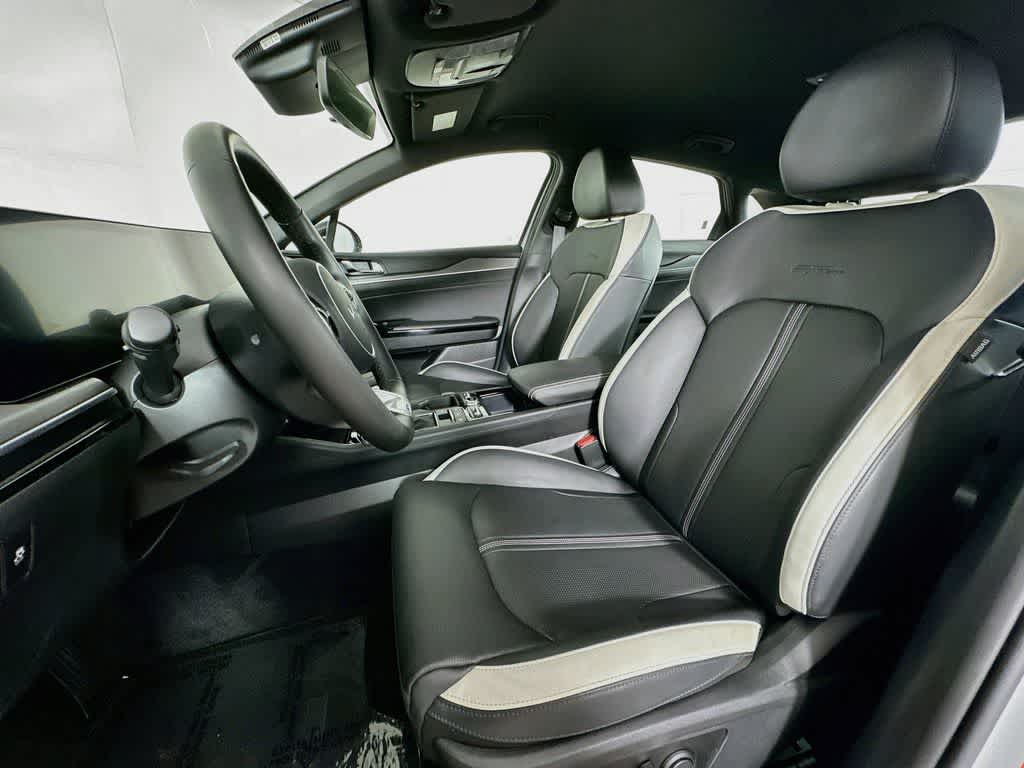 Kia K5 GT-Line 2025