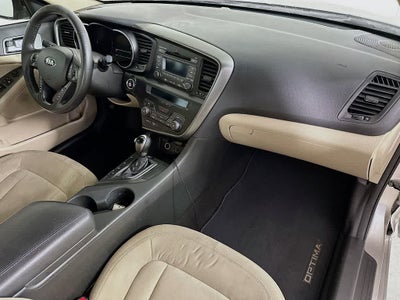 Kia Optima Hybrid 2012