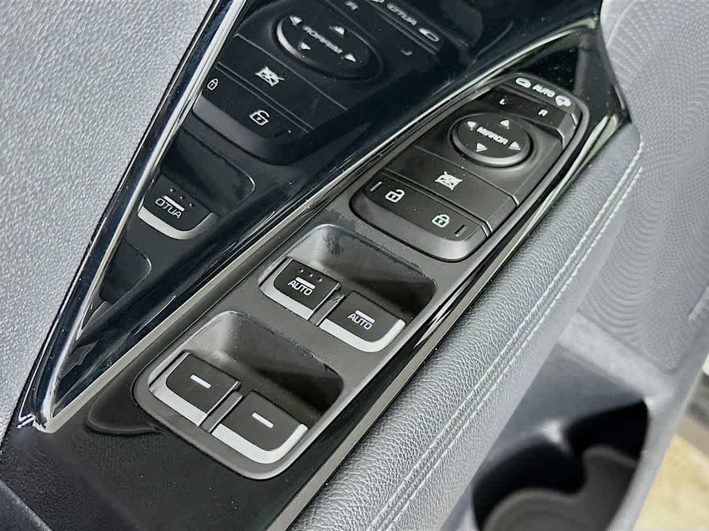 2022 Kia Niro EX Premium