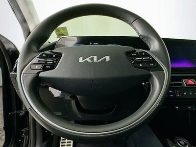 Kia Niro EX Touring 2024