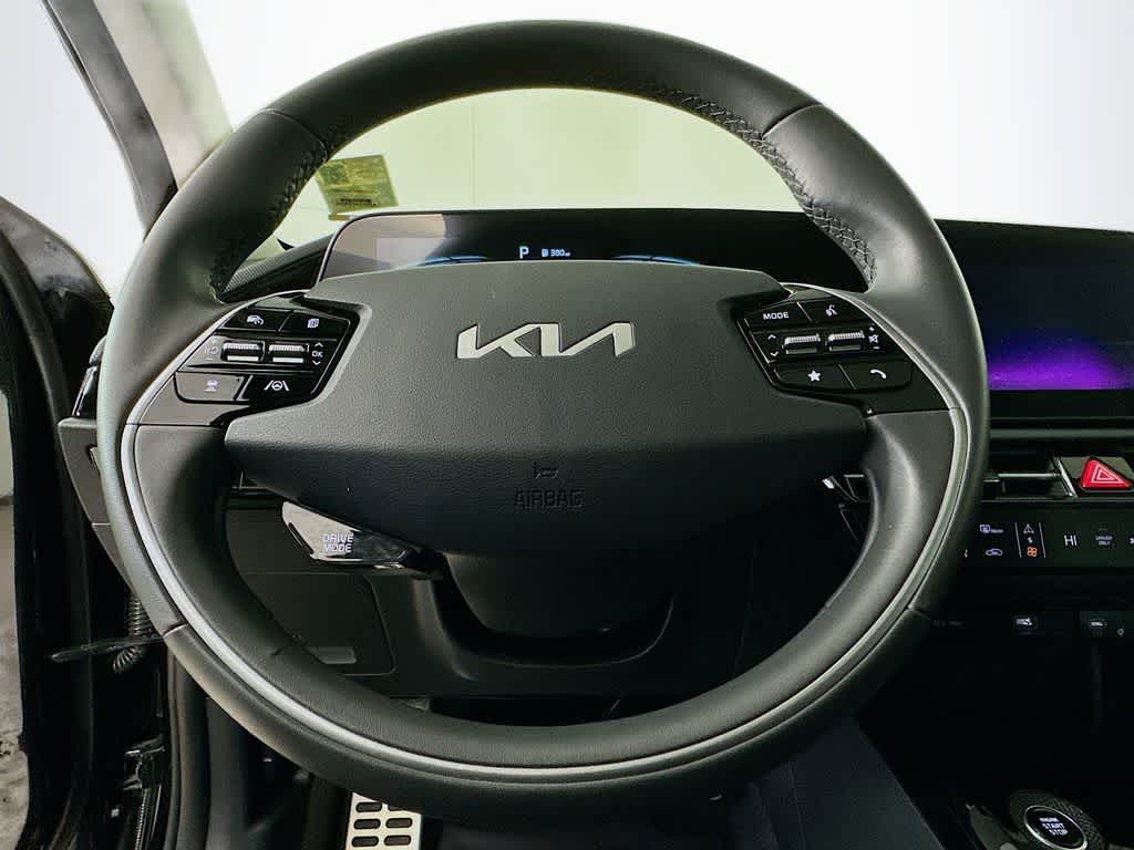 Kia Niro EX Touring 2024