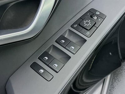 Kia Niro EX Touring 2024