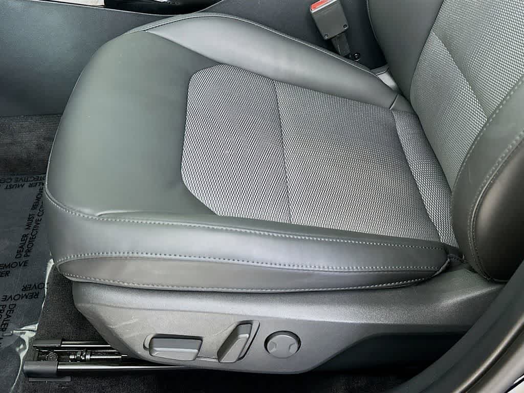 Kia Niro EX Touring 2024