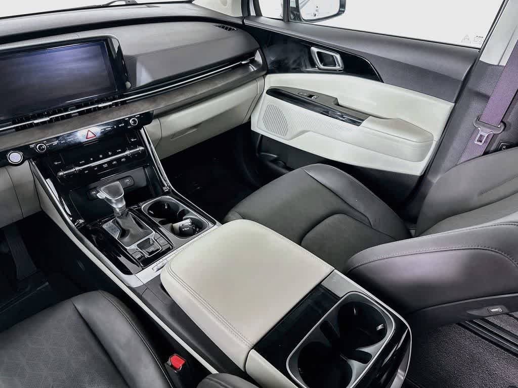 Kia Carnival EX 2024