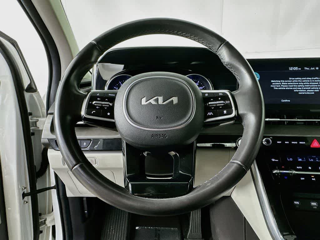 Kia Carnival EX 2024