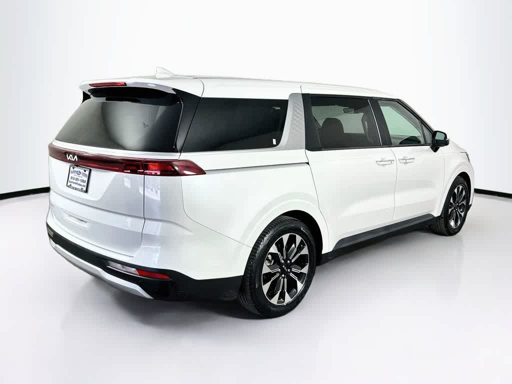 Kia Carnival EX 2024