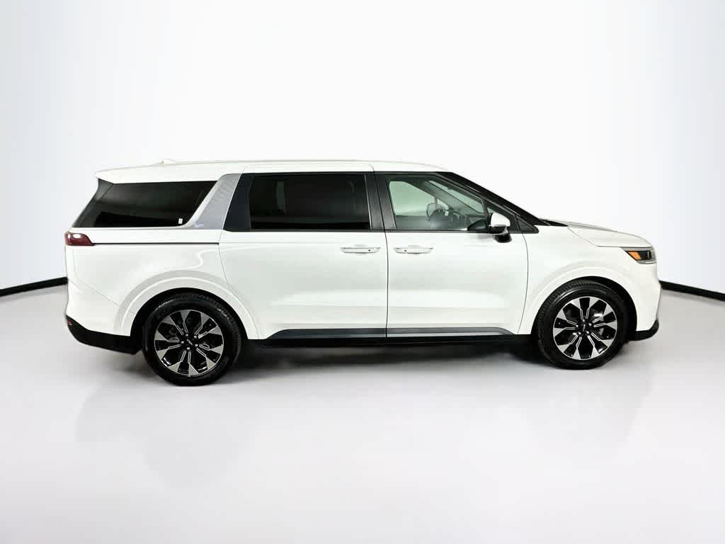 Kia Carnival EX 2024