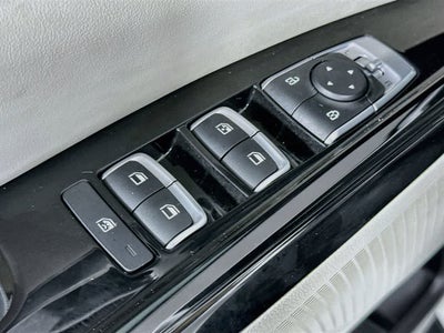 Kia Carnival EX 2024