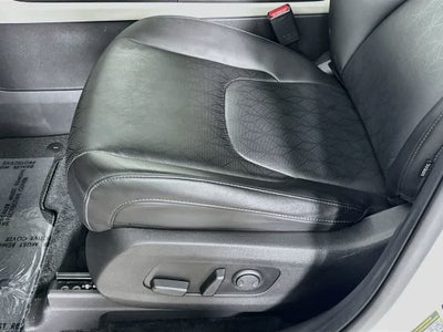Kia Carnival EX 2024
