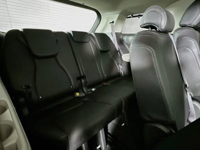 Kia Carnival EX 2024